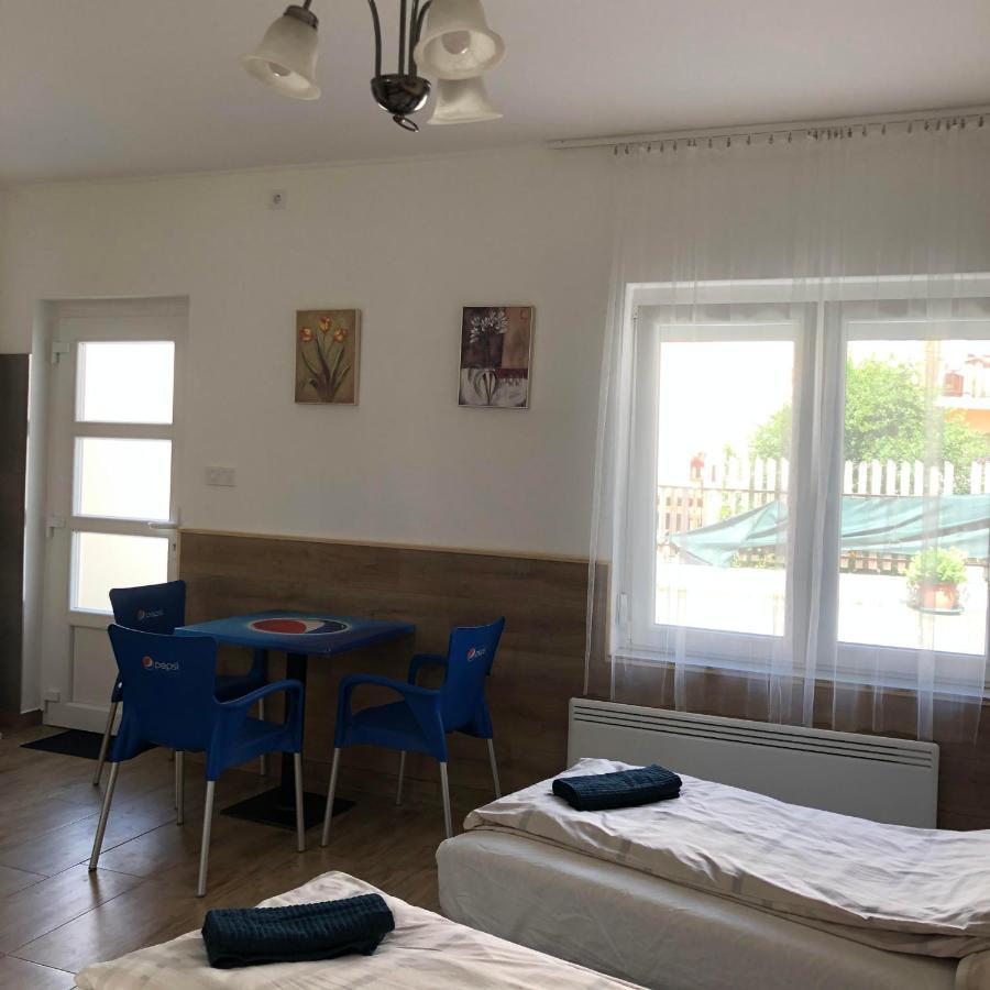 Avas Apartman Miskolc Buitenkant foto